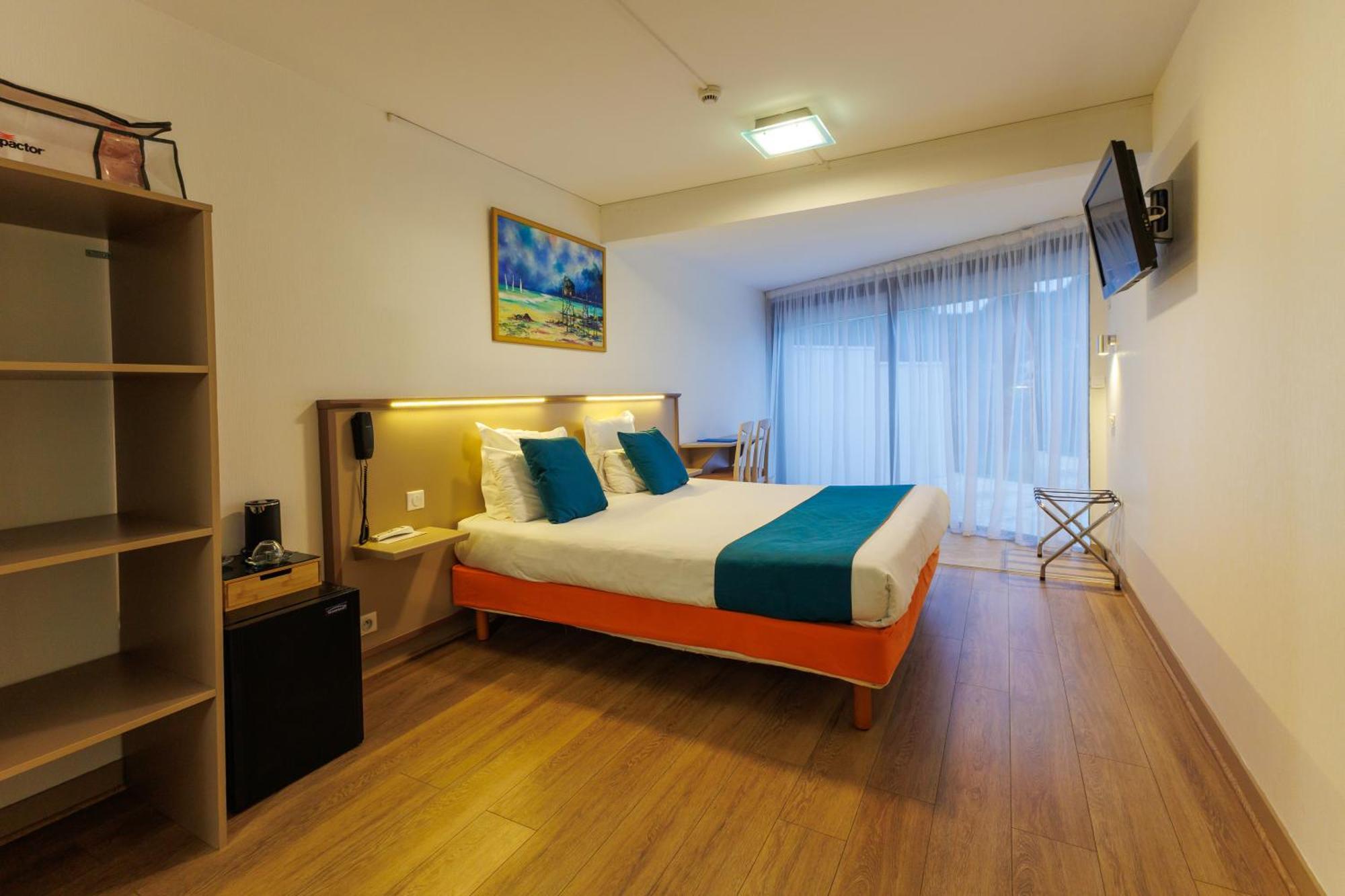 Logis Hotel Le Rochelois La Rochelle  Luaran gambar
