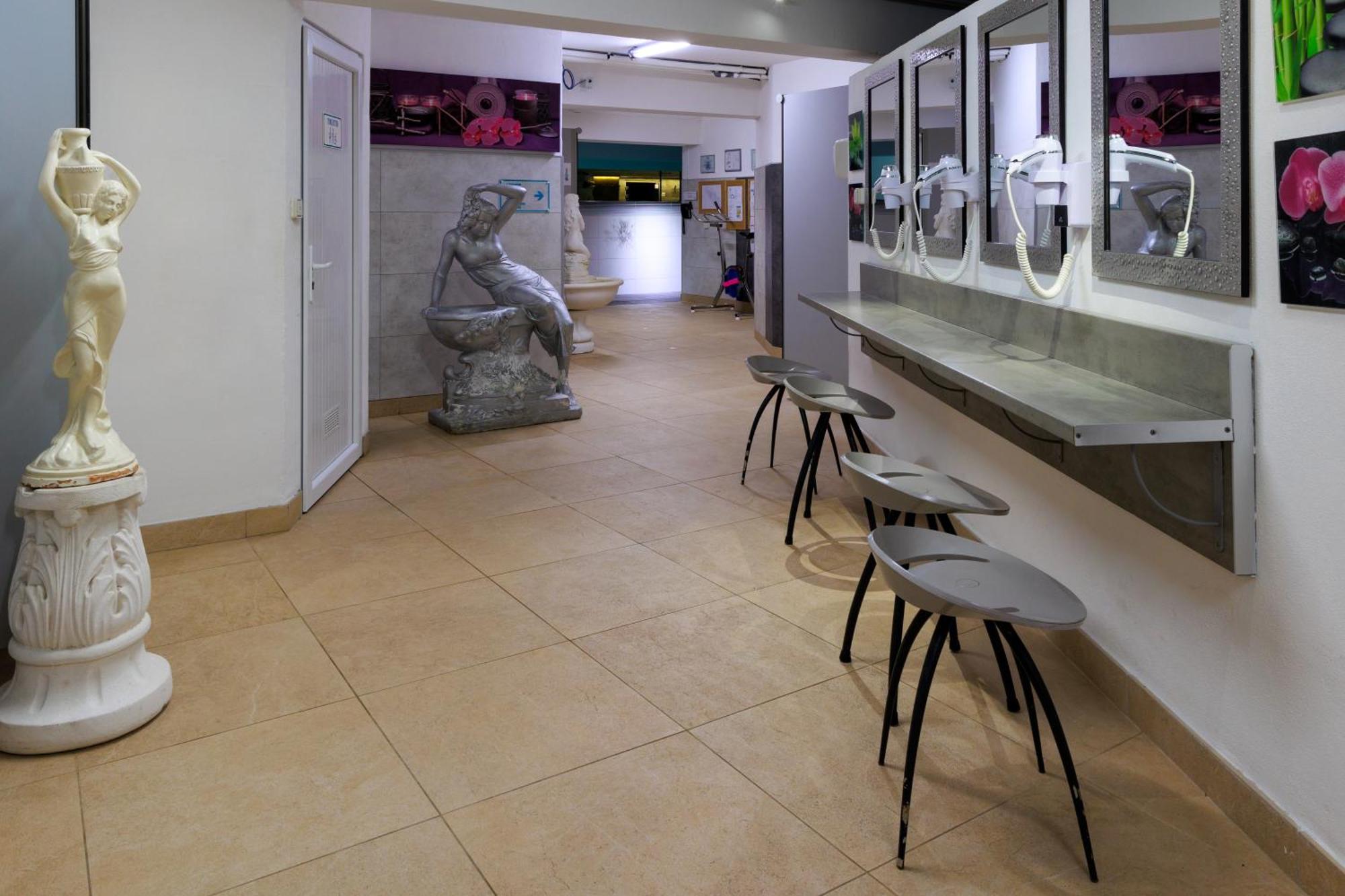 Logis Hotel Le Rochelois La Rochelle  Luaran gambar