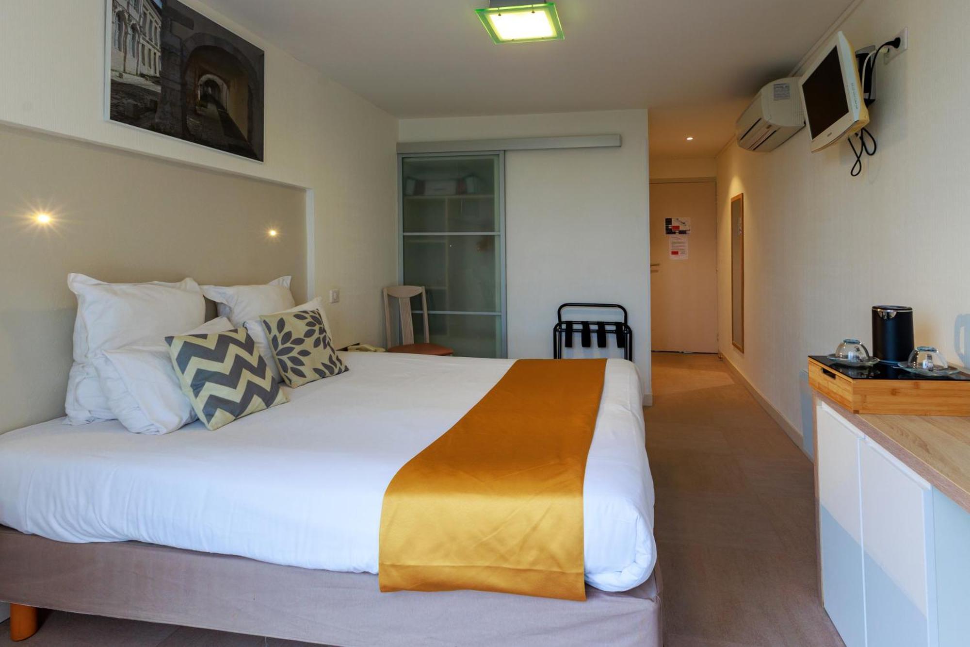 Logis Hotel Le Rochelois La Rochelle  Luaran gambar
