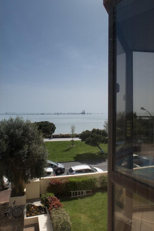 Logis Hotel Le Rochelois La Rochelle  Luaran gambar